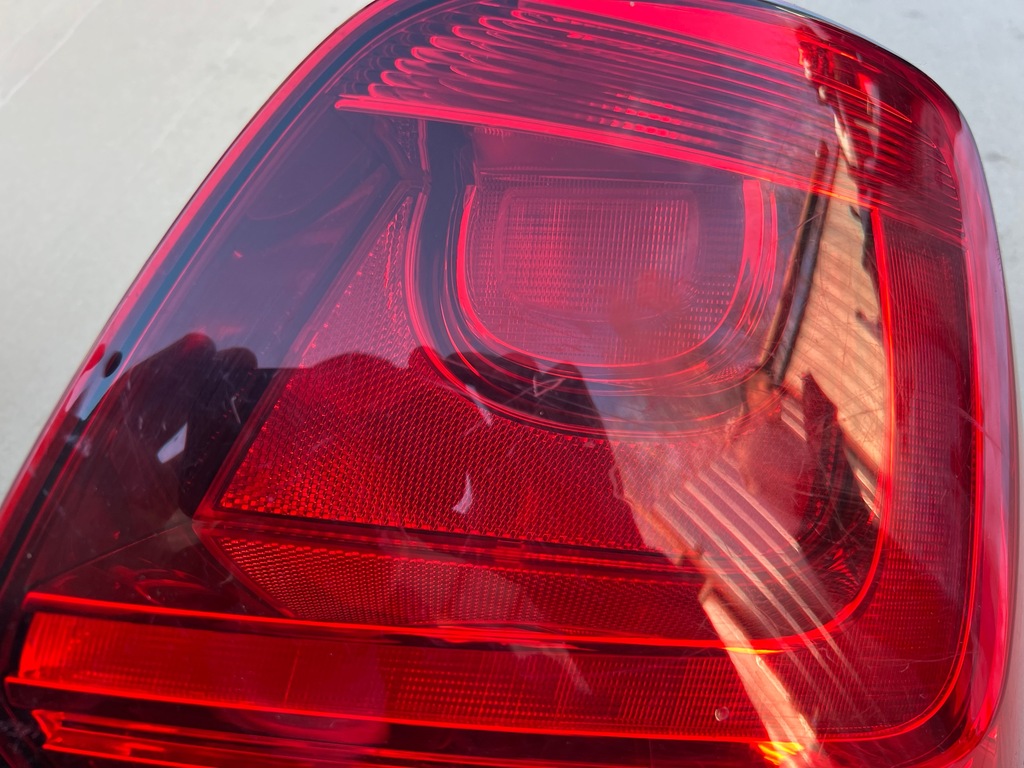 фото №7, Лампа правая задняя задняя vw polo v 6r0