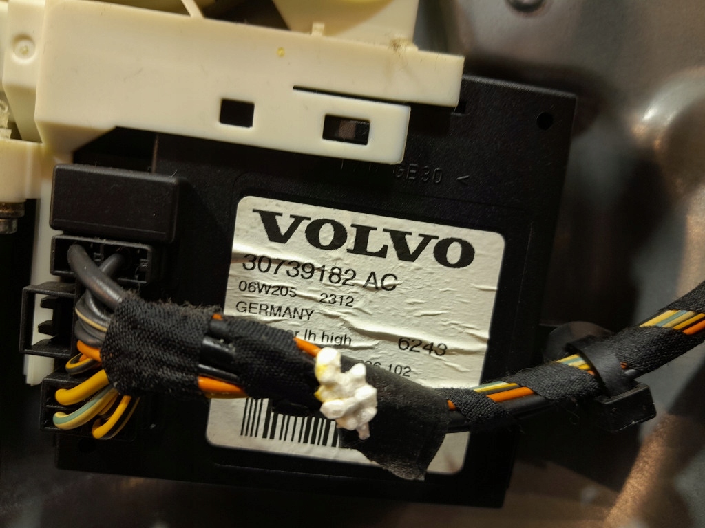 фото №9, Volvo v50 дверь задняя левая задние 455-16