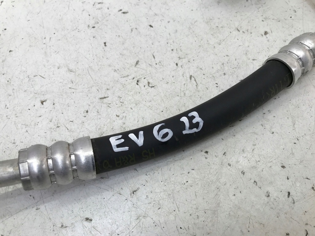 фото №3, Kia ev6 2023 труба шланг wąż кондиціонера