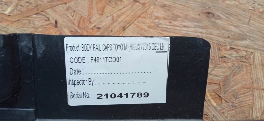 фото №9, Toyota hilux 15- накладка защита край борта na кромка кузов левая