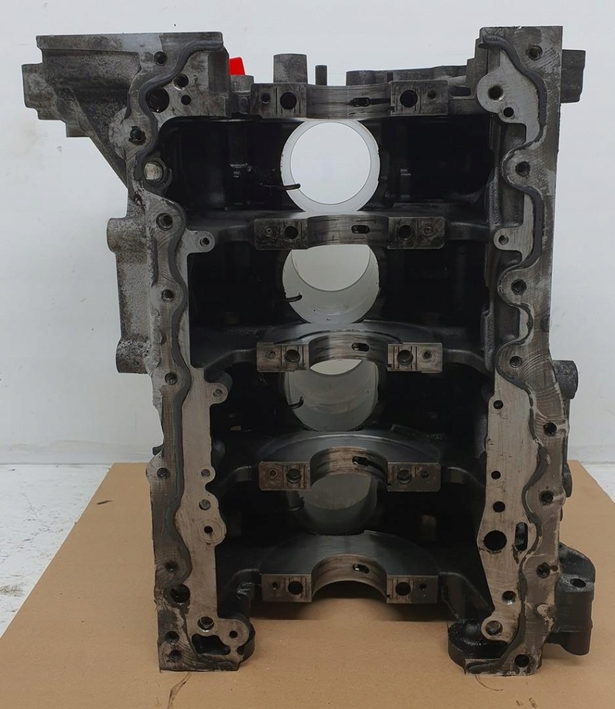 Блок двигуна aj200 204dtd jaguar xe x760 2.0d Оригінал