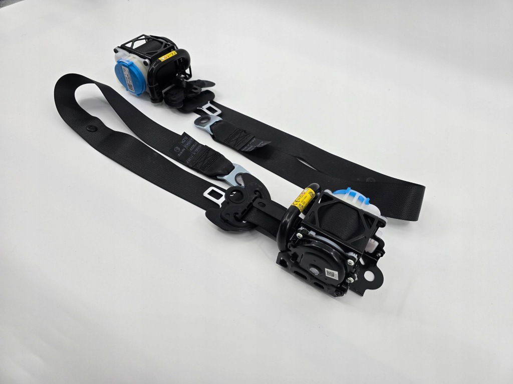 Купить Ремни безопасности перед натяжители toyota yaris cross передние