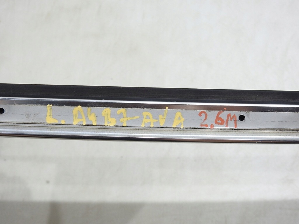 фото №10, Молдинг кузовная левая audi a4 b7 avant