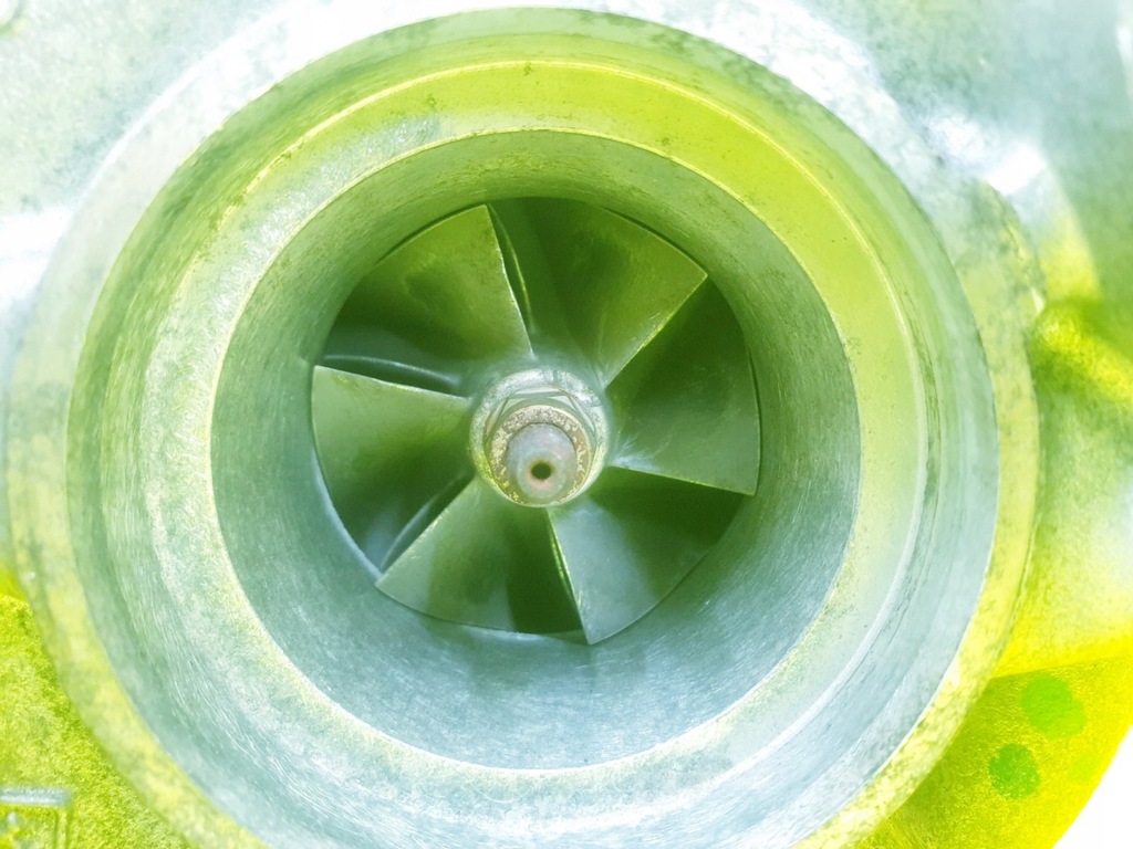 фото №7, Турбина правая турбонагнетатель s6 c7 s7 a8 d4 s8 4.0 tfsi ctg 079145704p