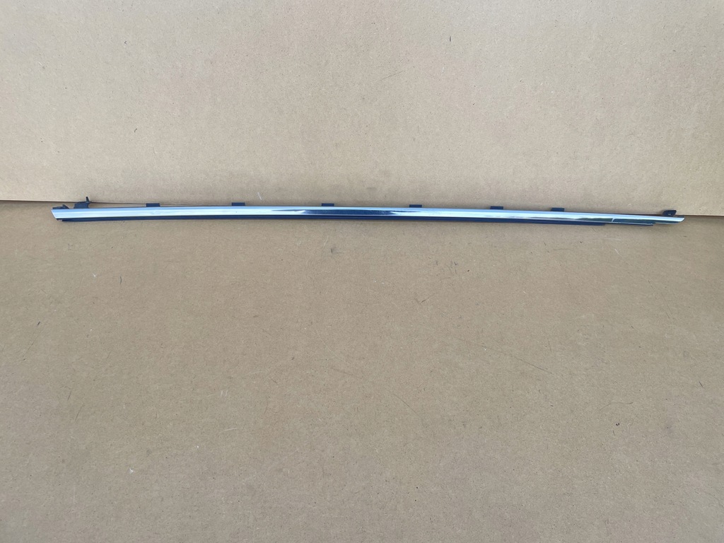 фото №1, Ford mustang молдинг ущільнювач перед лівий