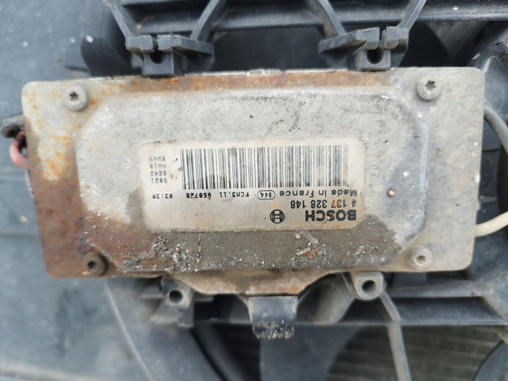 фото №13, Радіатор wody + кондиціонера + вентилятор 2.0 d volvo s40 ii v50 2003-2006