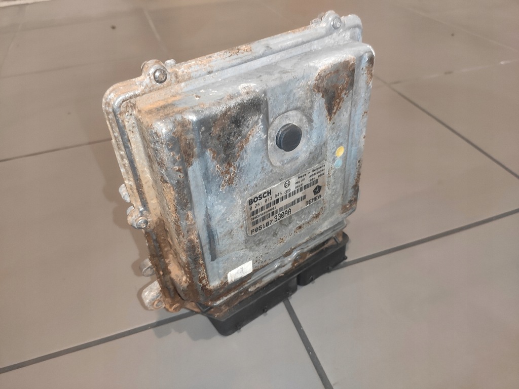 фото №9, Jeep commander xk xh 3.0crd бортовой компьютер ecu p05187330aa 0281013646