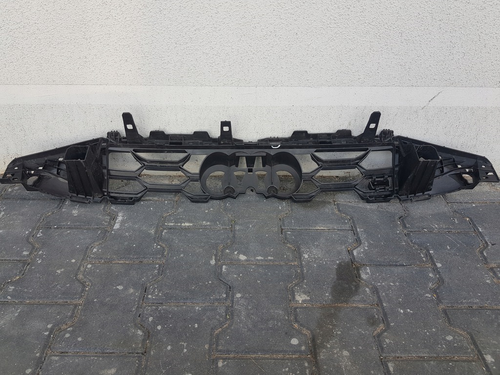 фото №4, Решётка радиатора решётка радиатора кронштейн audi a3 8y 8y0853949