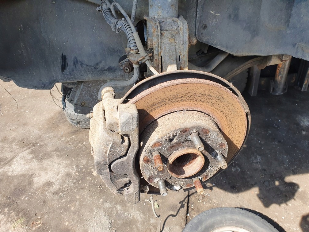 фото №1, Поворотный кулак ступица левая landrover freelander 1 2.0