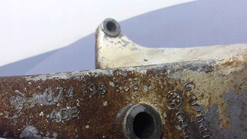 фото №5, Vw lt 35 2.5 tdi кронштейн двигуна права 074199308