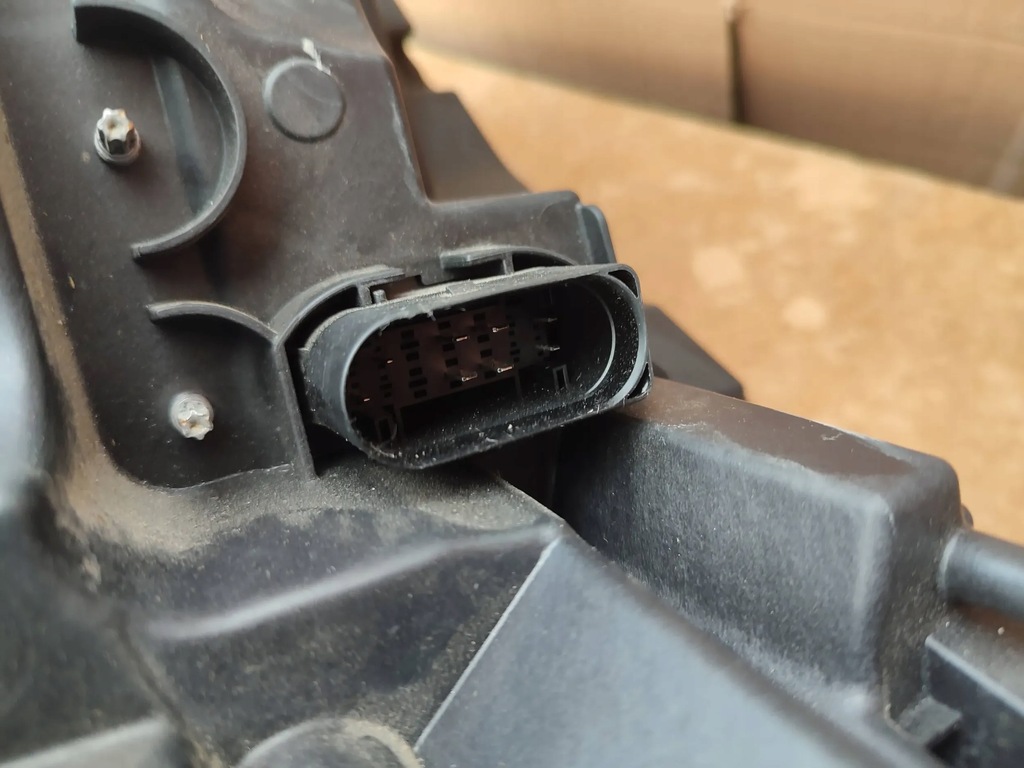 фото №10, Фара лампа правый перед skoda kamiq 2020 full led