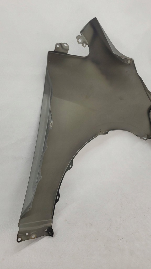 фото №10, Toyota corolla e21 sedan 18- крыло перед передний левый fv