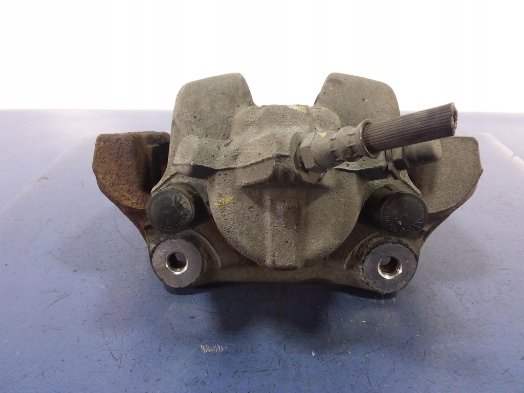 фото №4, Bmw 4 f32 f36 420d суппорт перед левый скоба 24/57