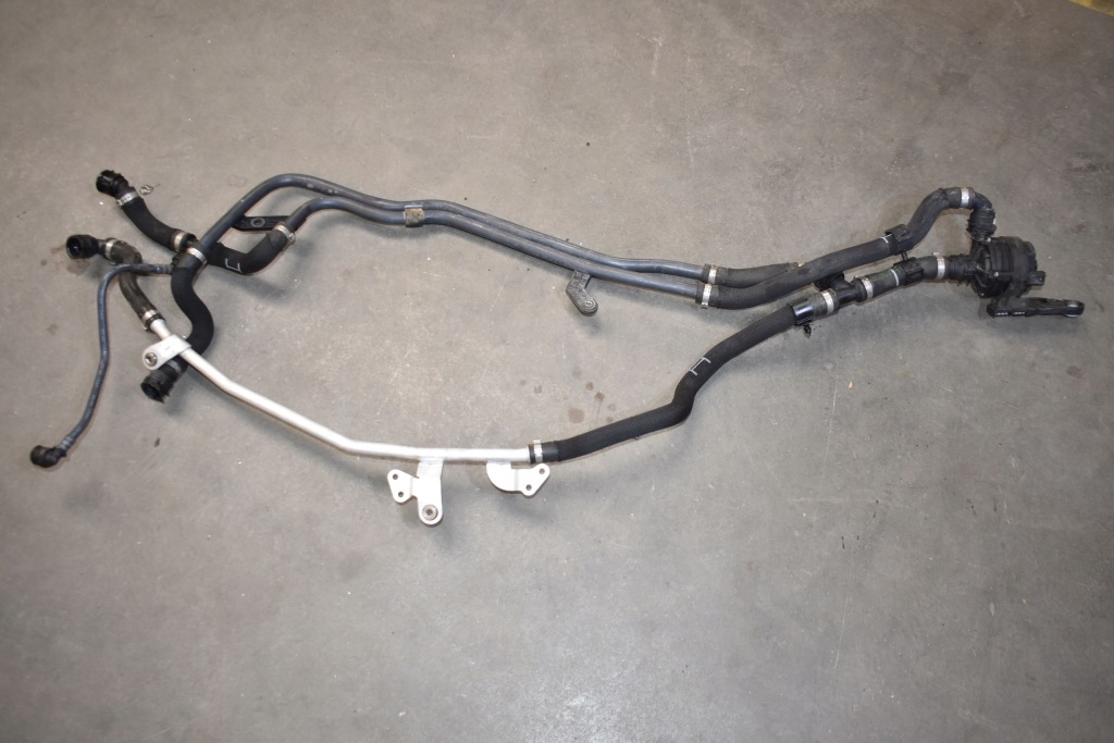 Купити Idealna магістраль води + насос bmw g01 g02 1