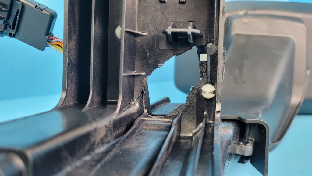 фото №14, Bmw x1 u11 23r підлокітник 5a6e0b7 8627476