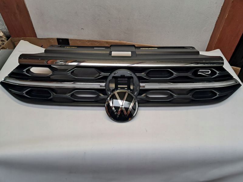 фото №2, Решётка радиатора решётка радиатора vw t-roc lift r-line led 2022-2025 2ga853653h