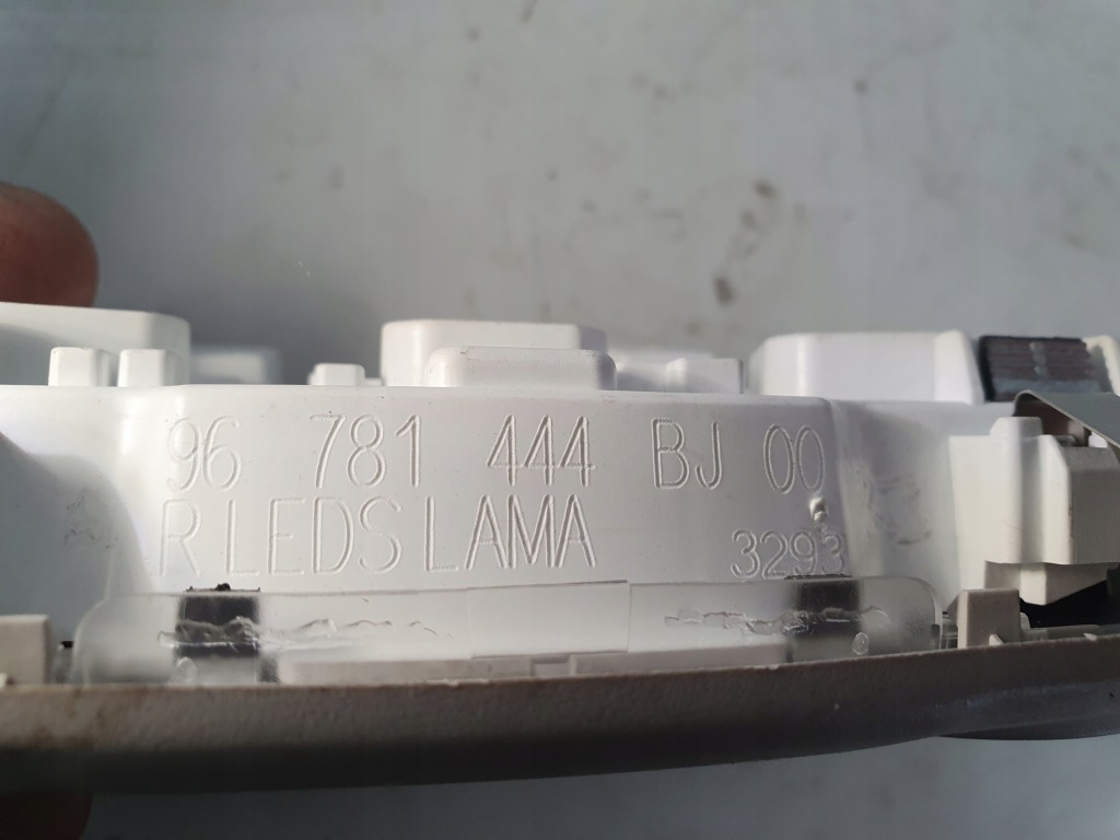 фото №4, Лампа потолочный c4 grand picasso ii 96781444bj