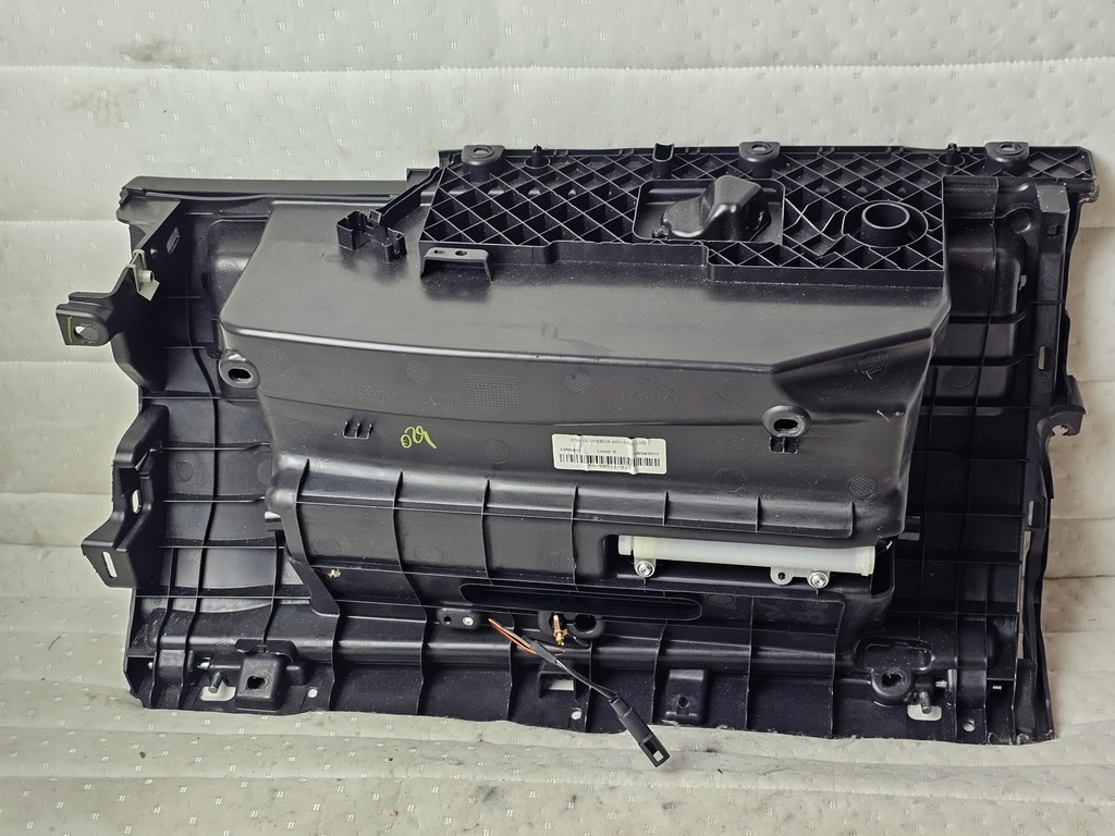 фото №9, Бардачок пассажира бардачок консоли панели jaguar f-pace xf xe gx73-060k63-a