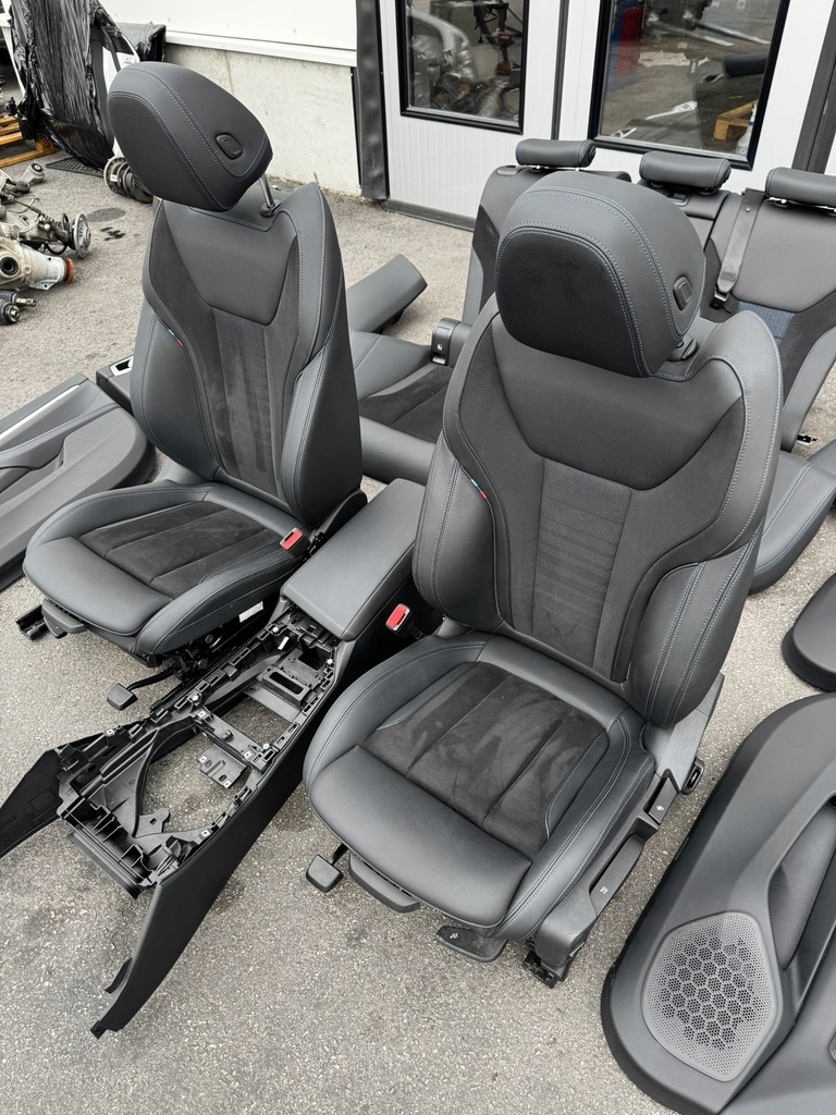 фото №5, Bmw g26 i4 sedan сидіння салон mpakiet повний сидіння оббивка