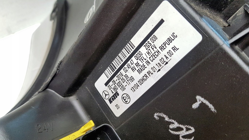 фото №8, Лампа фара mercedes actros mp4 9608200539