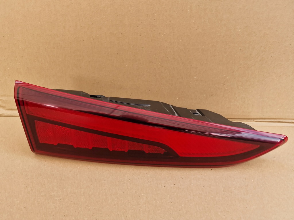 фото №1, Hyundai kona lift лампа левая задняя 92403-j96