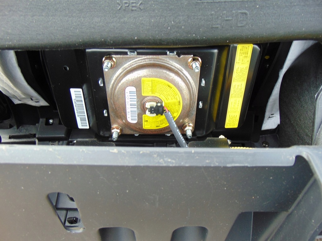 фото №12, Консоль подушки безопасности подушка безопасности kia magentis ii 05- ремни