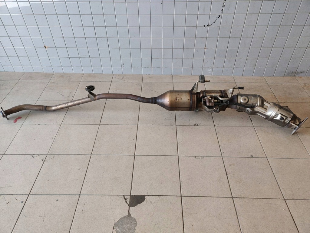 фото №1, Гасник kompletny toyota prius plus 2015 33718