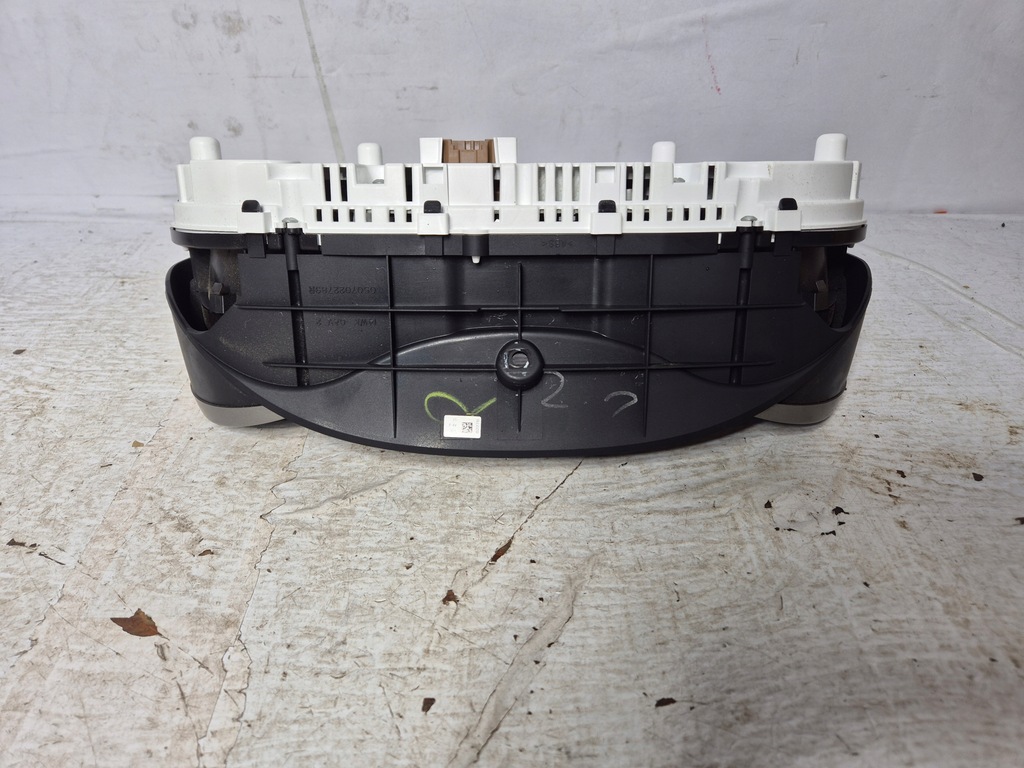 фото №6, Jeep grand cherokee wk2 19-22 счетчик приборы usa