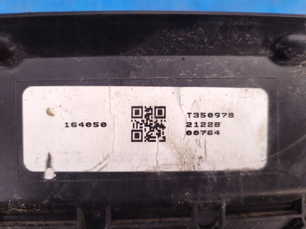 Bmw x3 g01 | жалюзі шторка кермо  повітря бампера рестайлінг  t350978 Доставка