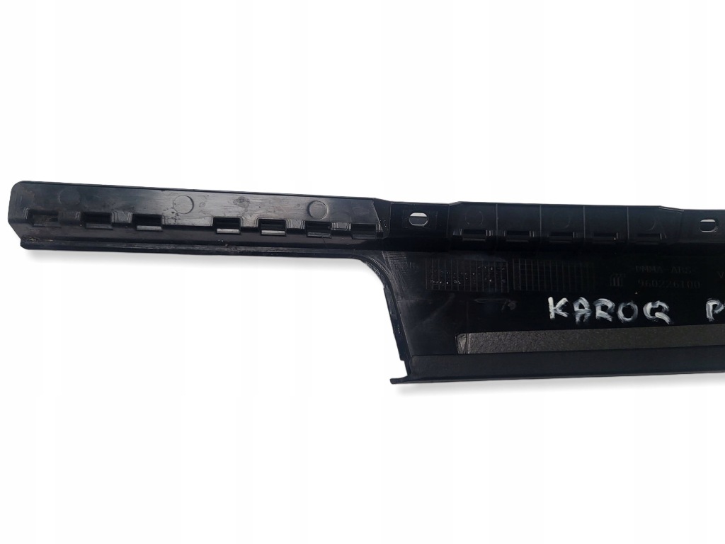 Молдинг оздоблення стійку  двері правий задній - seat ateca skoda karoq в Україні