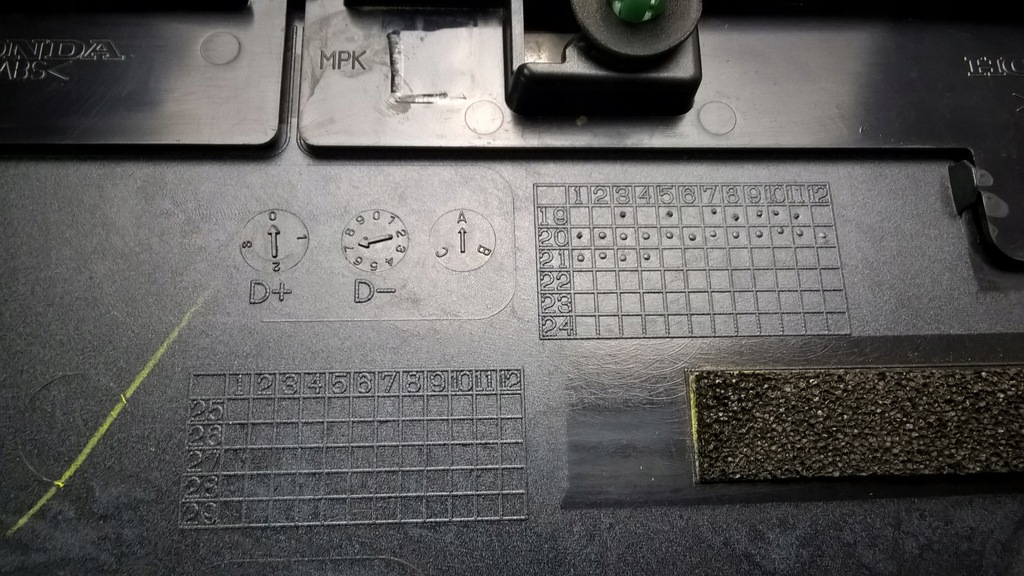 фото №12, Honda e electric 2019-2023 молдинг накладка кришки задня оригінальний номер 74895-tyf-00-20