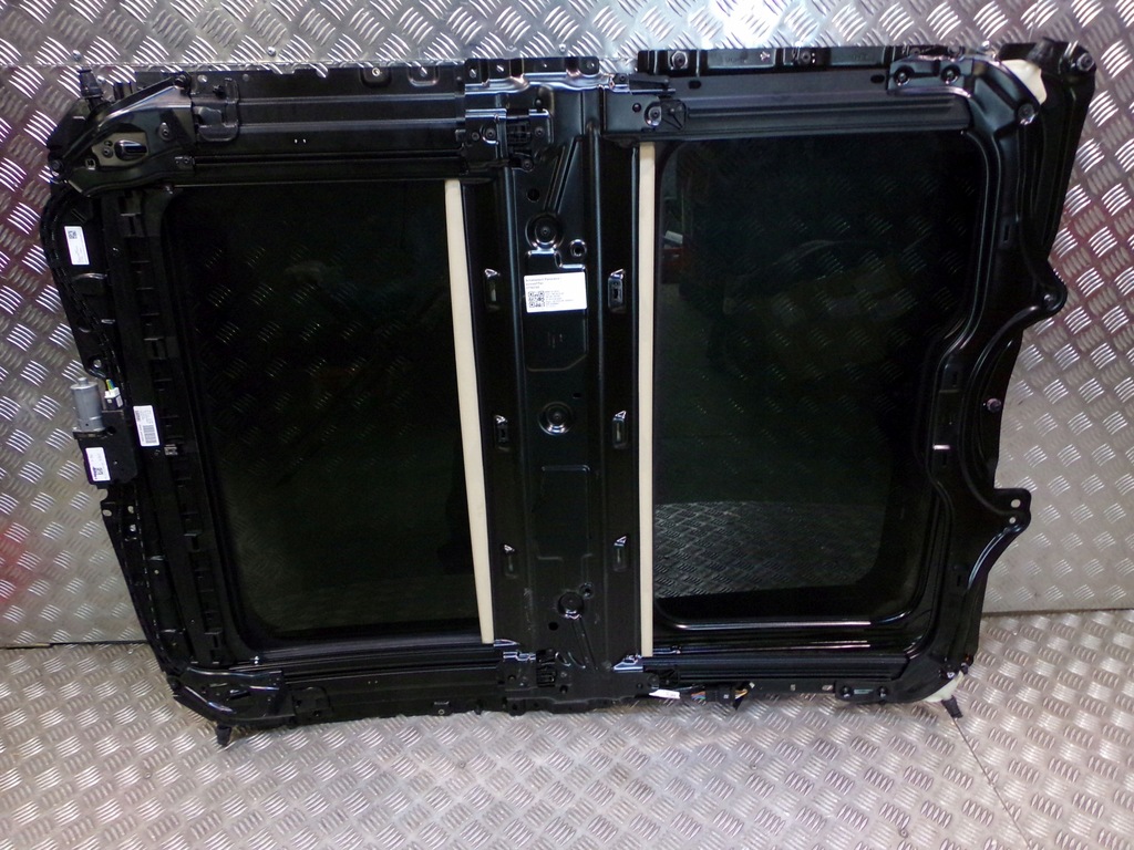 фото №6, Bmw 7 g12 люк 7409145 панорама