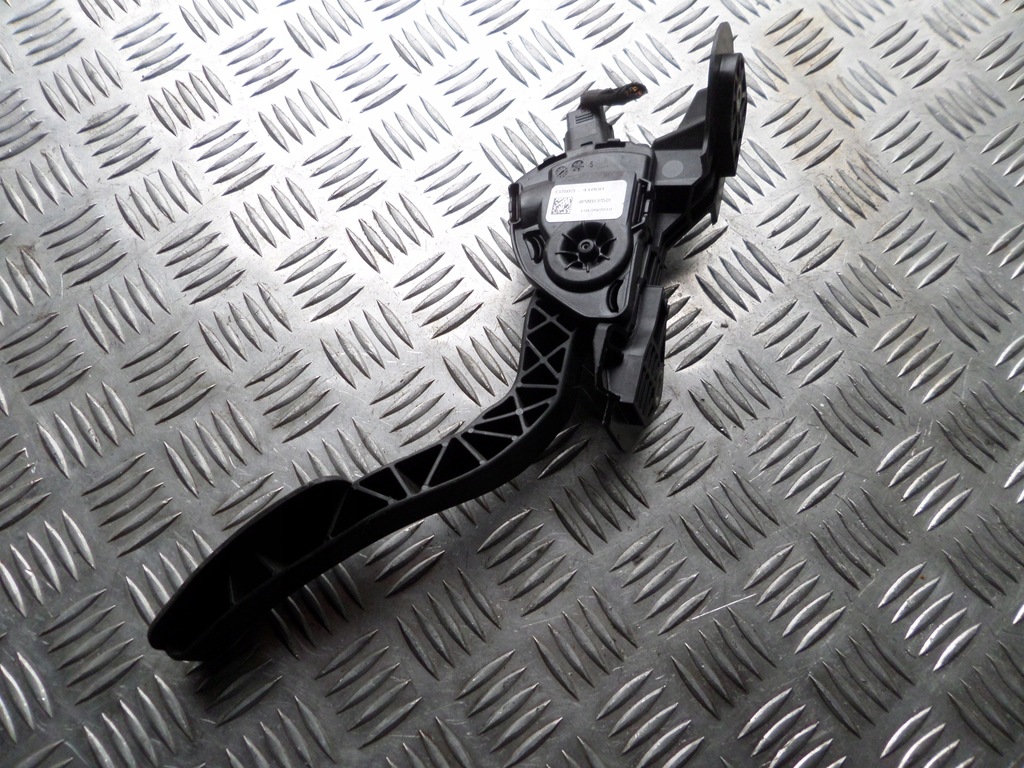 фото №1, Потенциометр педаль газа mazda 6 ii gh gs8s41600