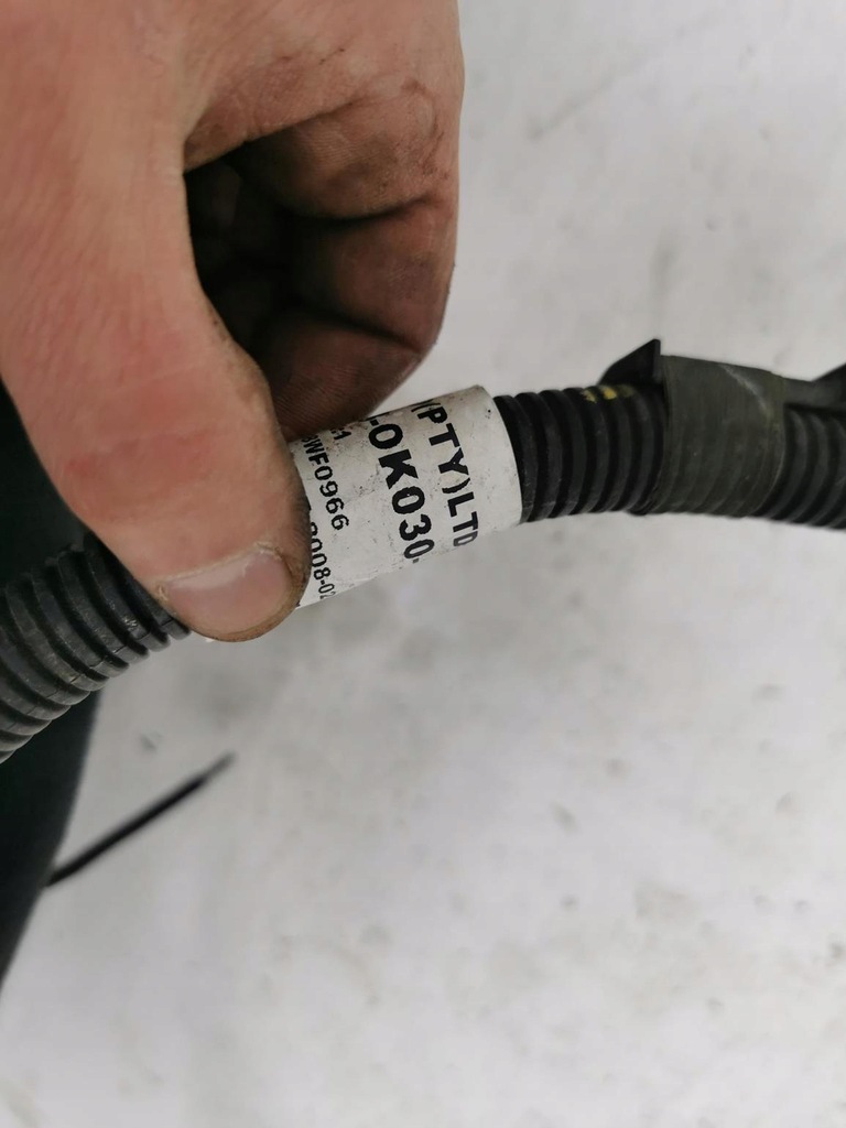 фото №10, Клемма плюсовая toyota hilux vii lift 3.0d 11-15