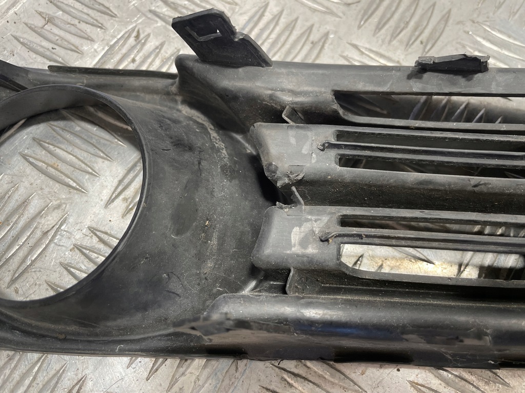 фото №10, Решётка бампера правая suzuki kizashi 71751-57l1