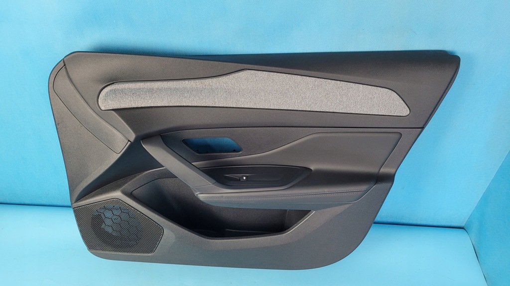 фото №7, Peugeot 308 iii p5 1.5d 21r обшивка дверь правый перед 98381572zd