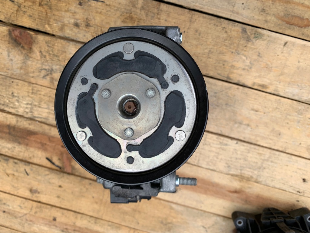 фото №8, Audi a4 a6 a7 q7 компресор кондиціонера 4m0820803l