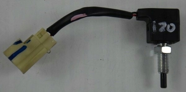 фото №1, Hyundai i20 14r lift датчик педали сцепления