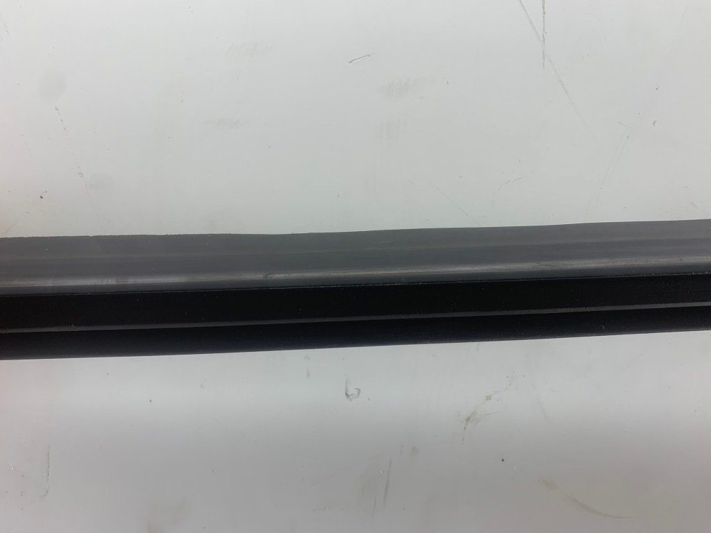 фото №3, Alfa romeo 166 lift молдинг ущільнювач лівий перед зовнішня