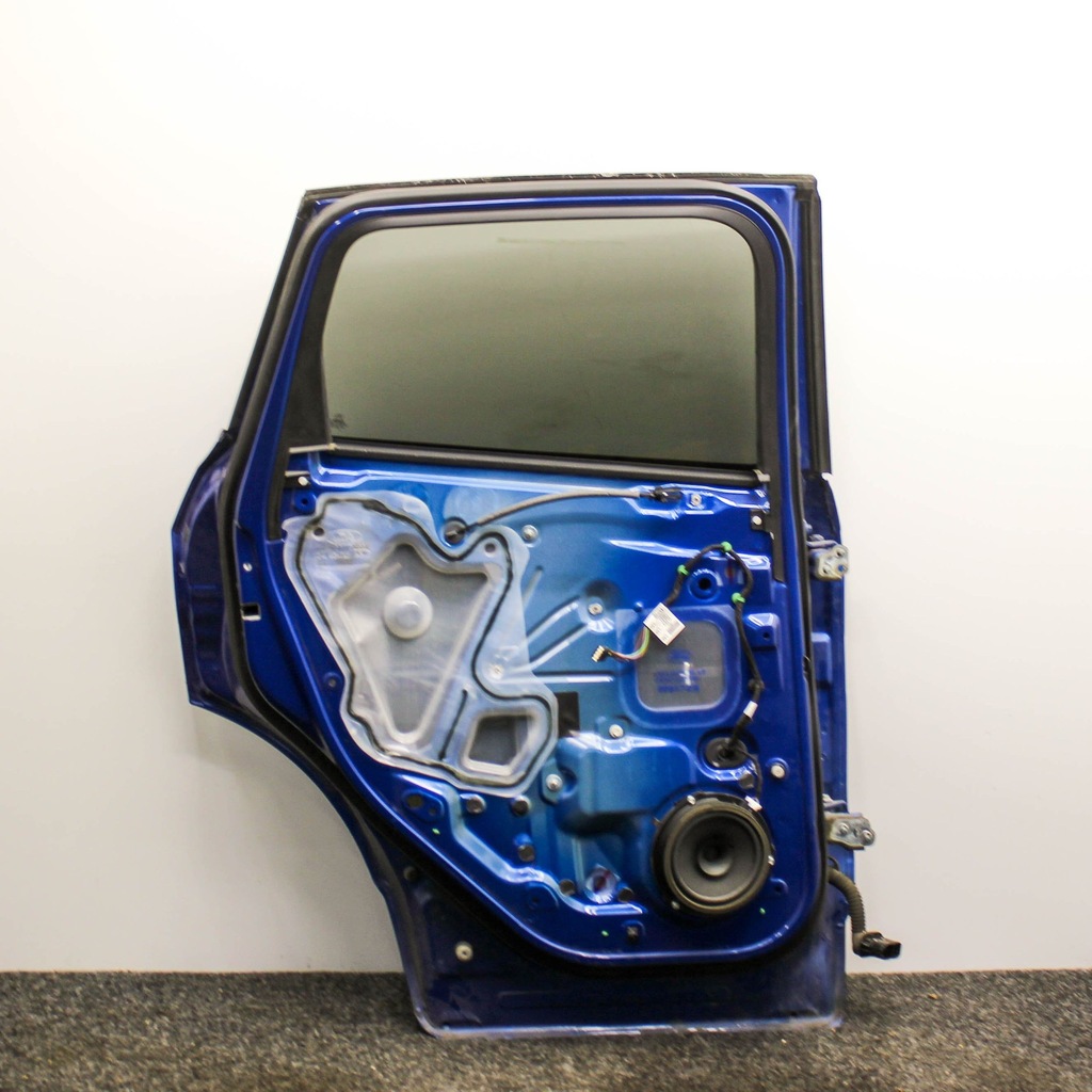 фото №7, Ford escape iii 2017 левая сторона дверь задние