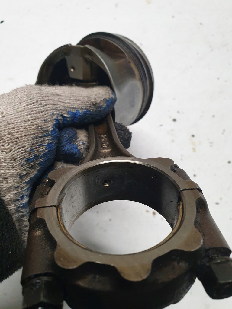 фото №6, Поршень поршни mitsubishi space wagon 2.4 gdi