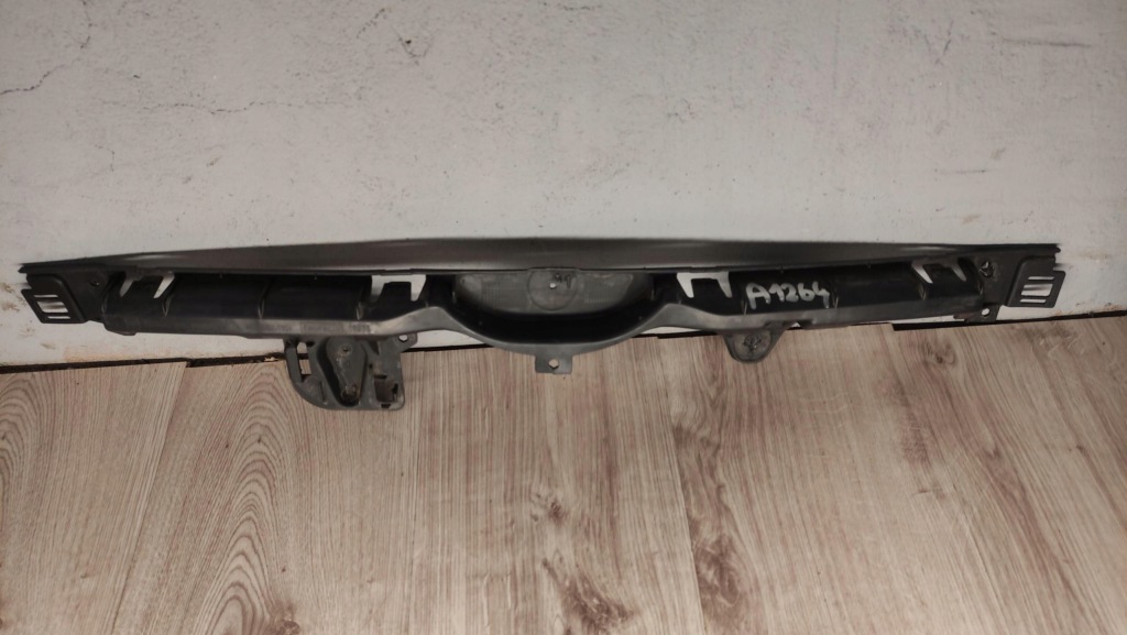 фото №1, Opel adam напрямна бампера задня 13356512