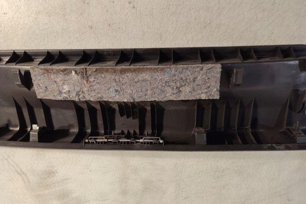 фото №11, Защита замка крышки vw golf vii variant ba5, bv5 5g6863459 2.0l дизель