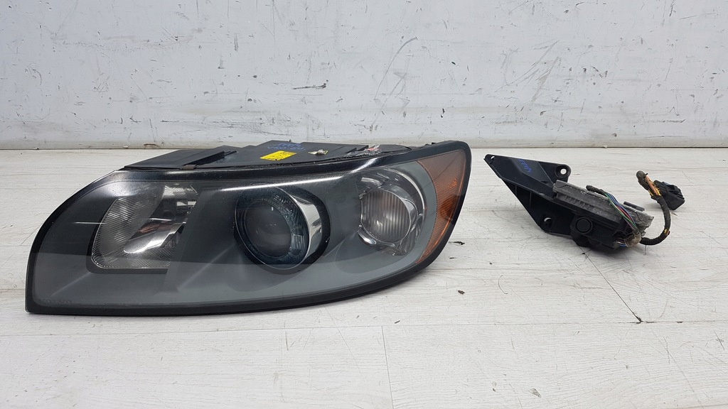 фото №1, Volvo v50 лампа левый przó преобразователь