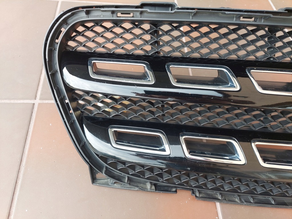 фото №5, Решітка радіатора - решітка радіатора - mercedes gla w156 - lift - amg