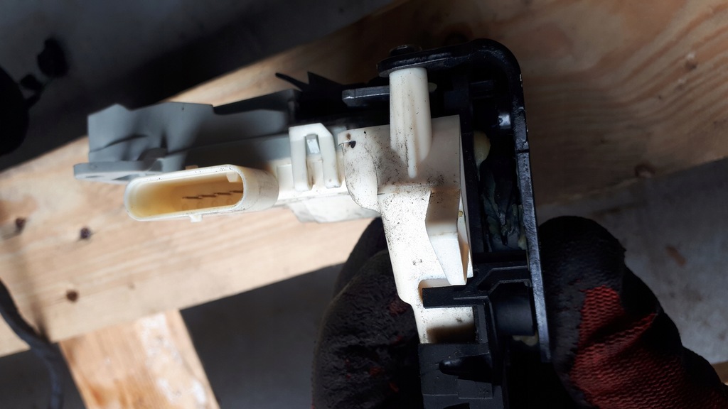 фото №8, Audi оригінальний номер 8k0839016d замок двері