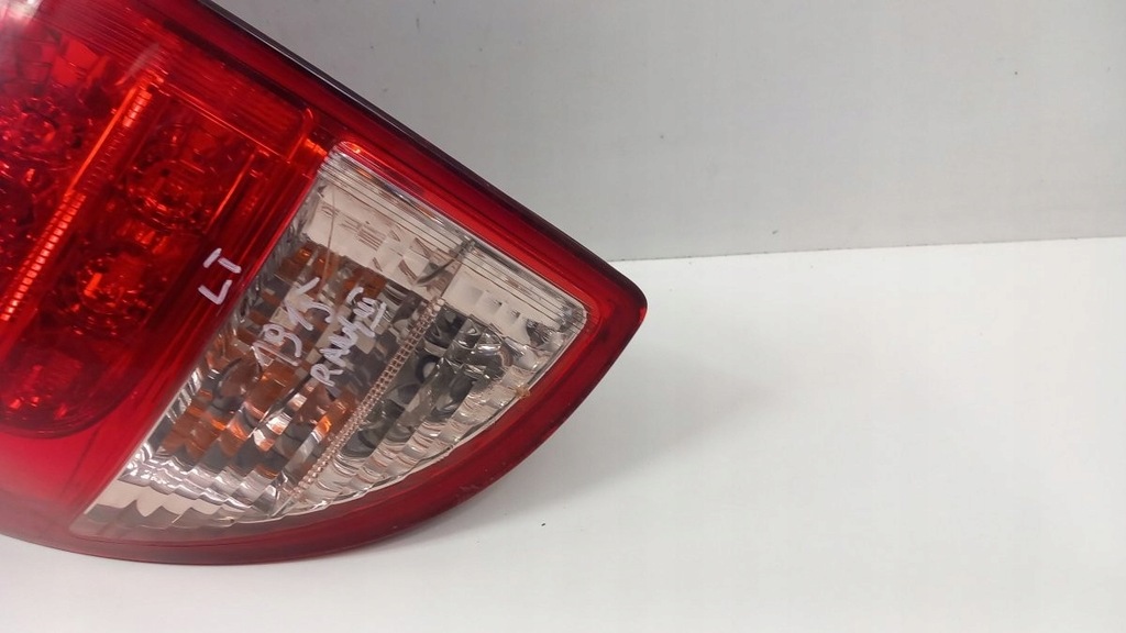 фото №2, Toyota rav4 iii лампа задня ліва
