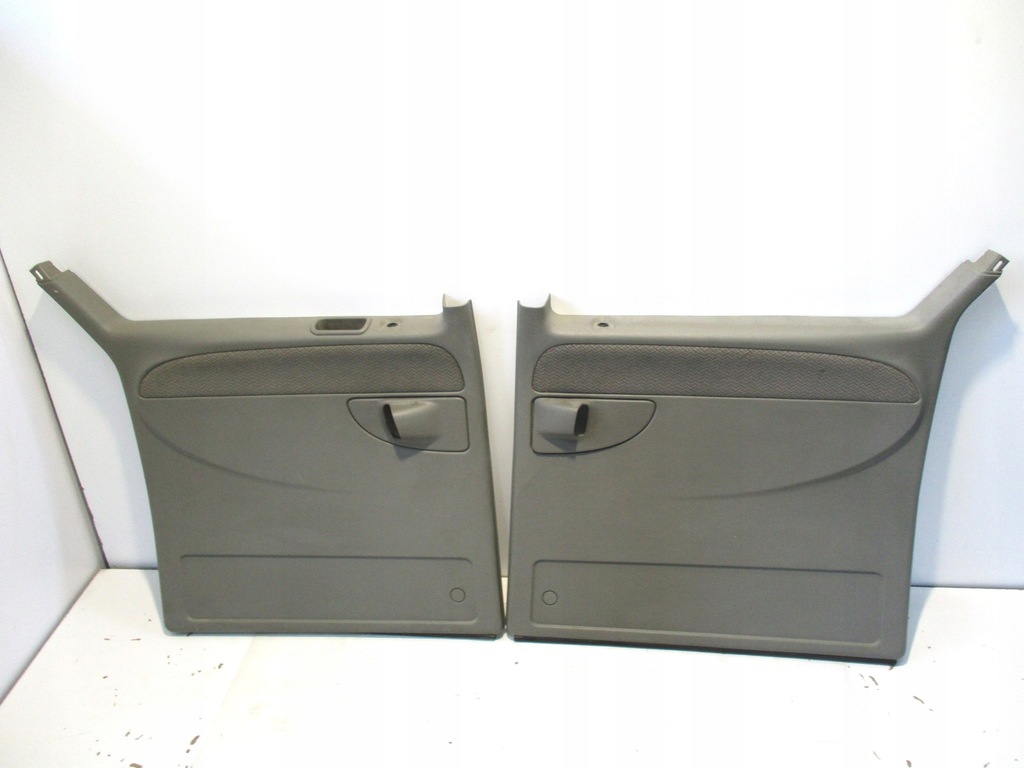 фото №7, Chrysler voyager iv обивка дверь перед задняя lift