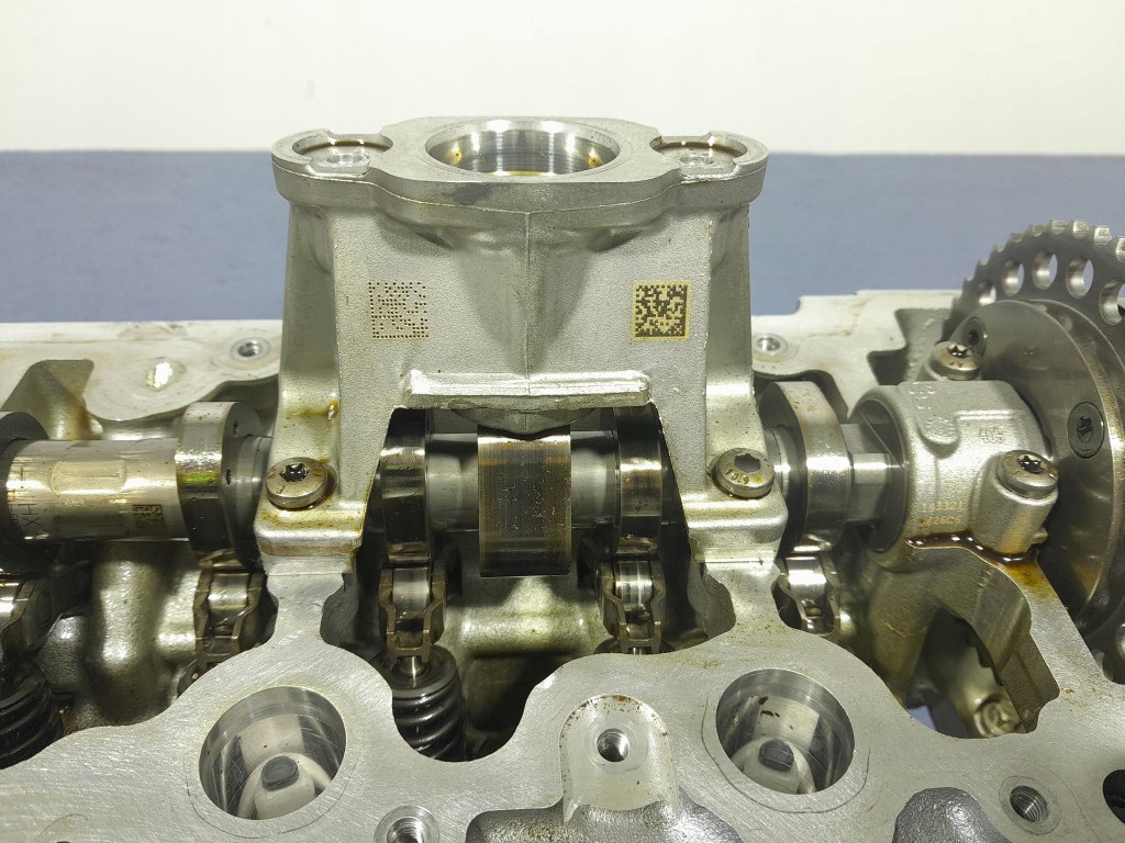 фото №9, Bmw 2 m235i f44 1 f40 2.0b b48a20e 306 km головка двигателя комплектная 8638185