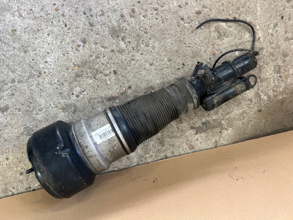 фото №8, Mercedes w221 s420 cdi амортизатор левый перед